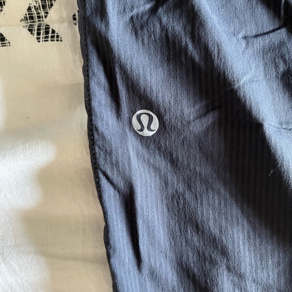 lululemon athletica grey Track Pants - Picture 2 of 3
